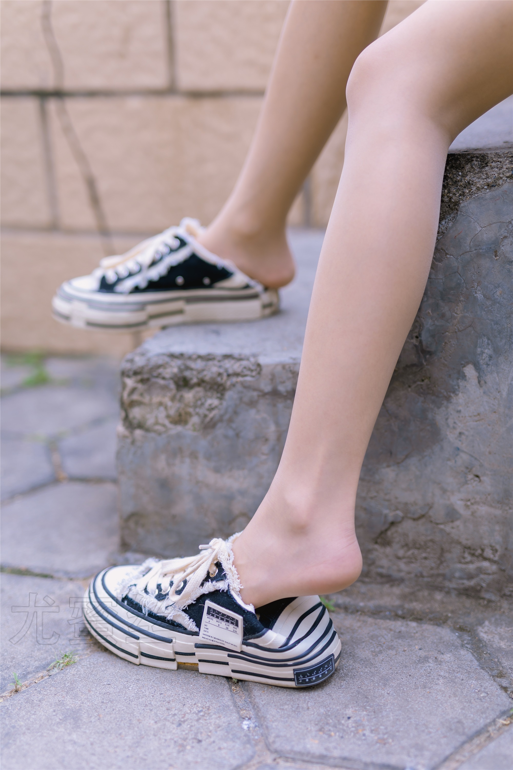 尤蜜丝 穿搭写真 NO.053